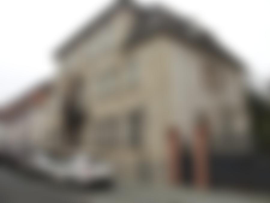 Zweifamilienhaus in Bad Homburg - Aufnahme 2 von 2