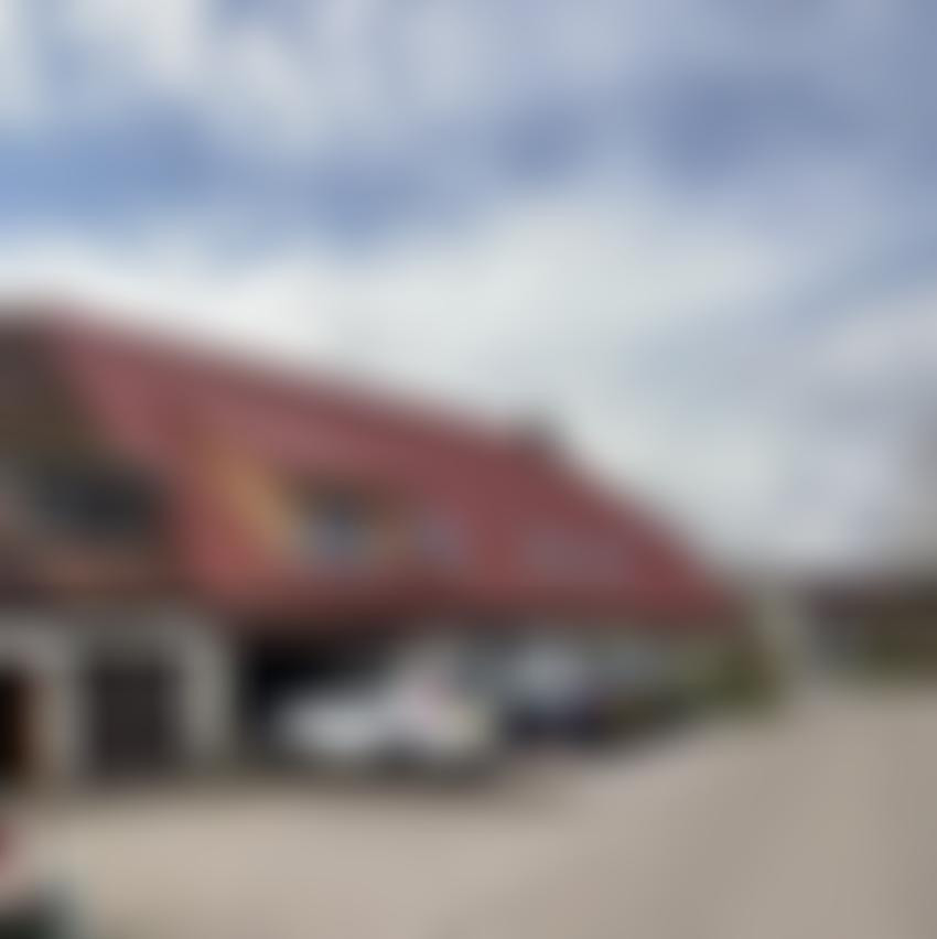 Einfamilienhaus, Sonstiges in 91555 Feuchtwangen — Zwangsversteigerung am Amtsgericht Ansbach - Aufnahme 2 von 4