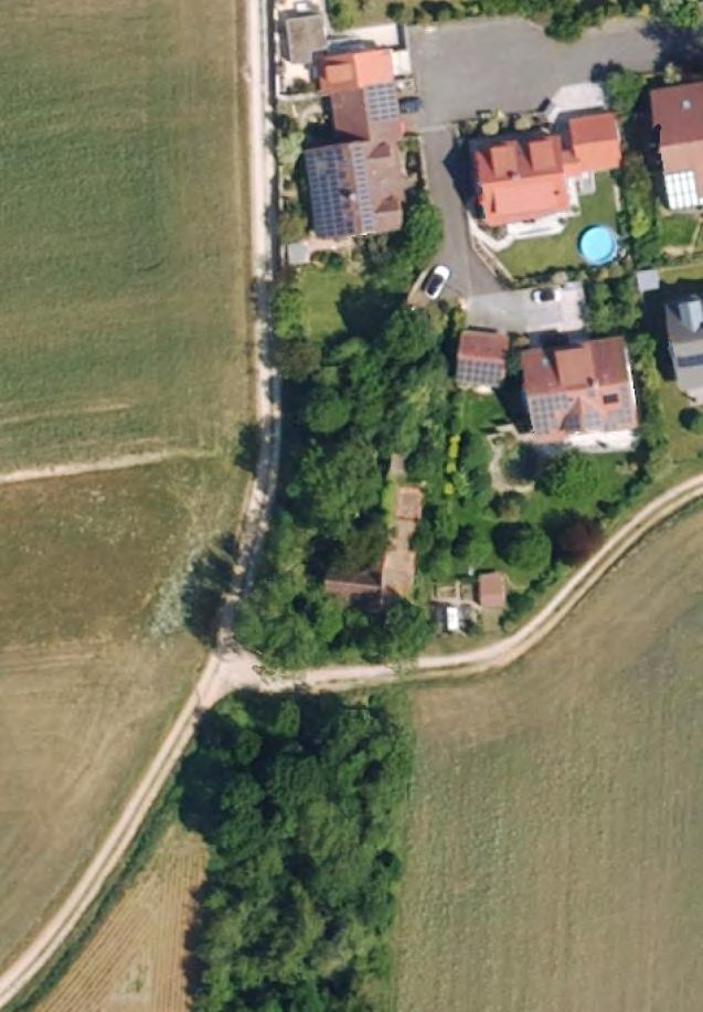 unbebautes Grundstück, Wohnhaus mit Anbau und Scheune in Markt Eckental - Aufnahme 2 von 10