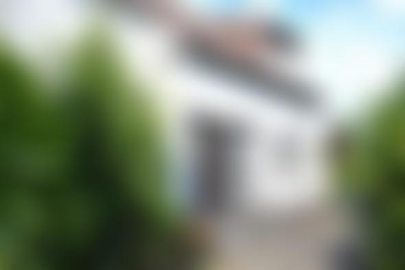 Einfamilienhaus in 56729 Ettringen — Zwangsversteigerung am Amtsgericht Mayen - Aufnahme 2 von 4